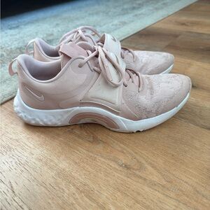 Nike Women's Soft Pink Sneakers